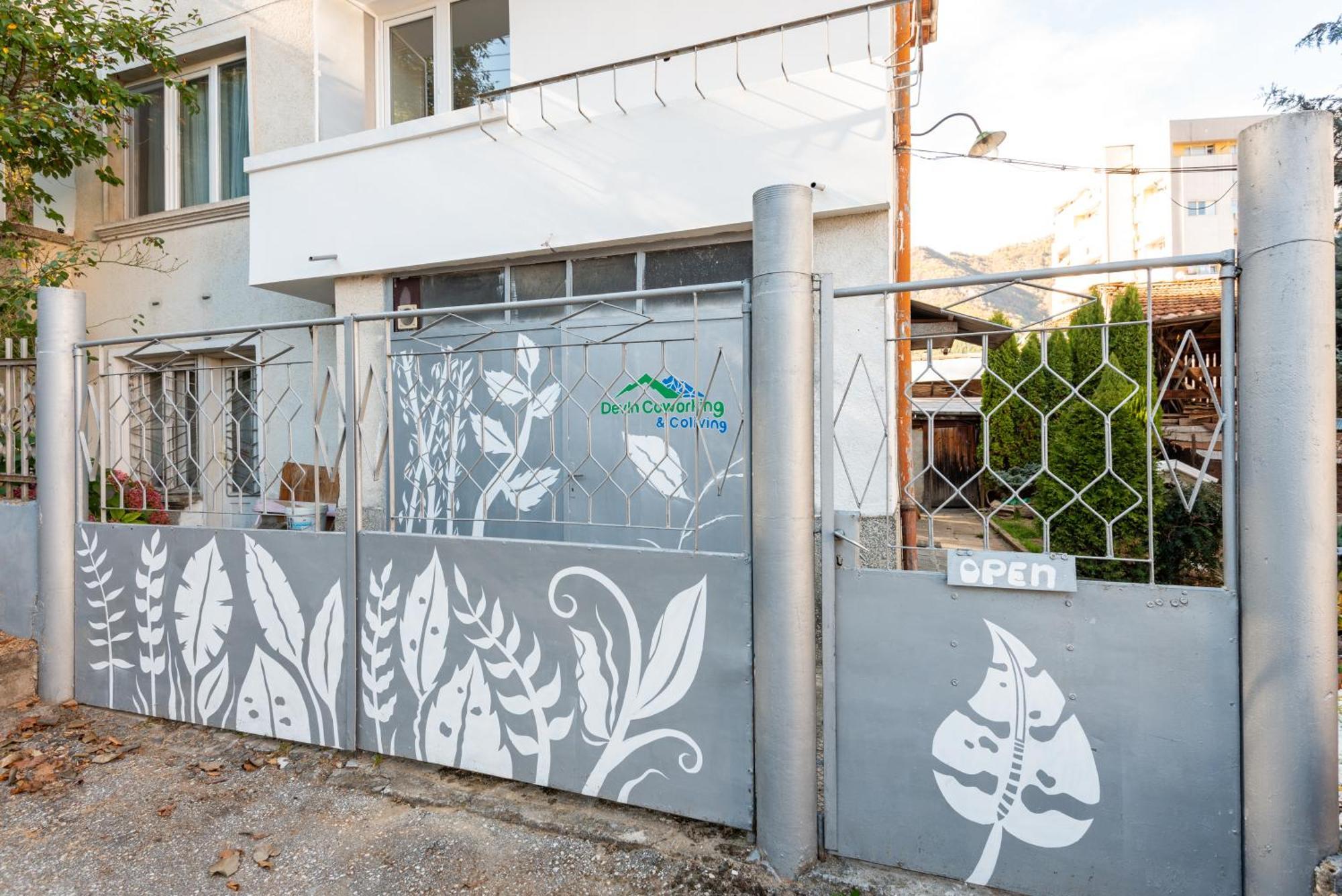 Devin Coworking & Coliving Apartment Exterior photo