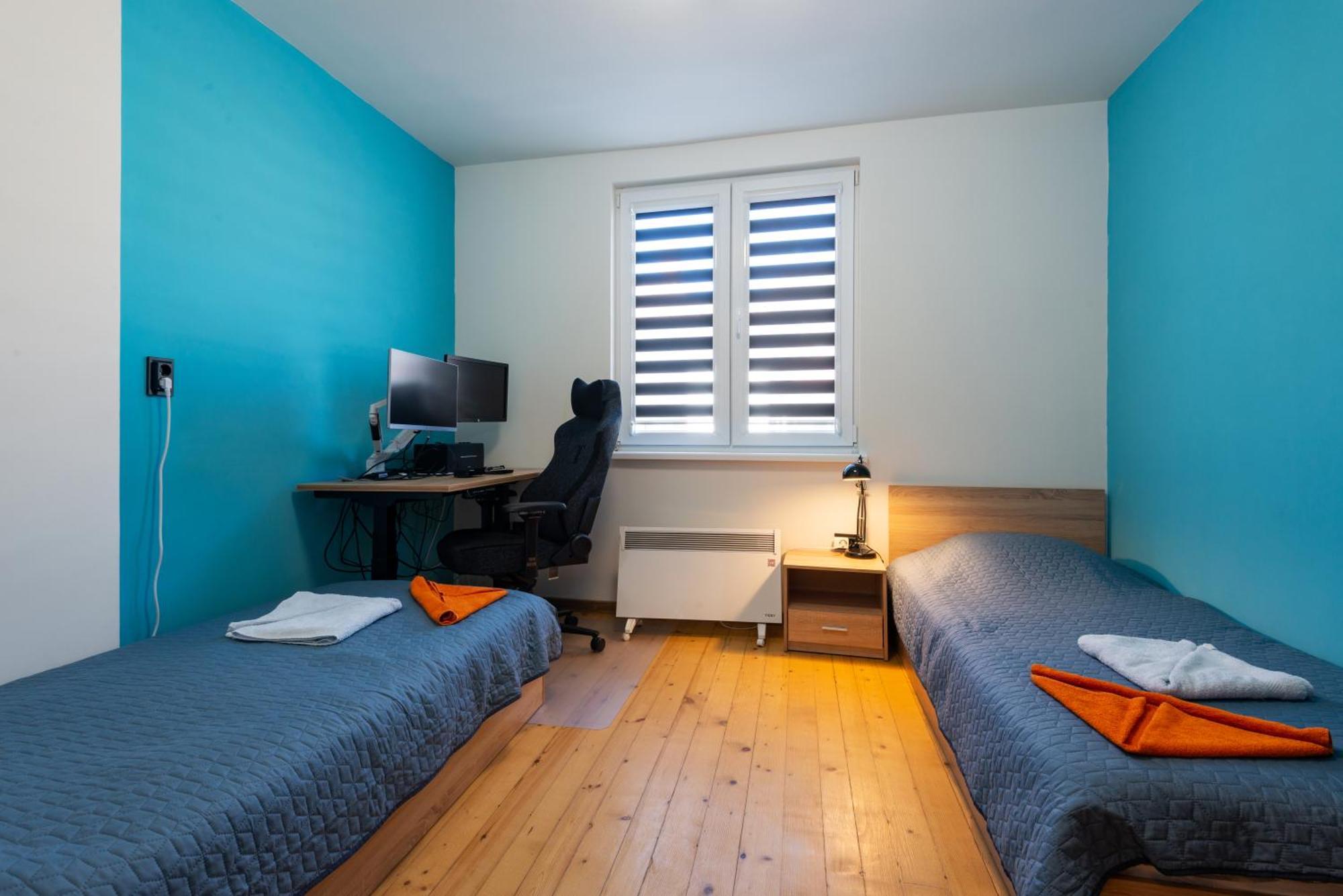 Devin Coworking & Coliving Apartment Exterior photo